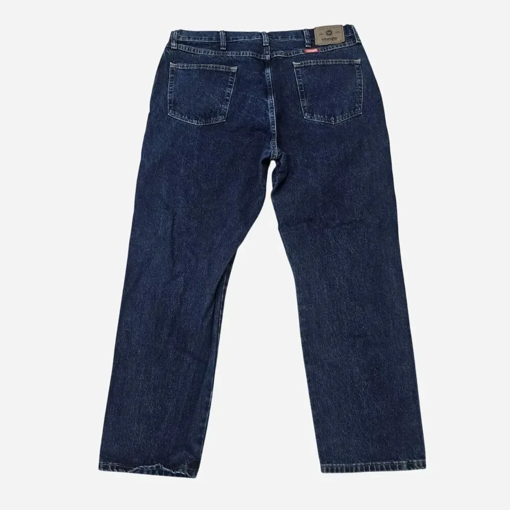 Wrangler Jeans Men's Size 40x30 Dark wash denim with straight leg fit